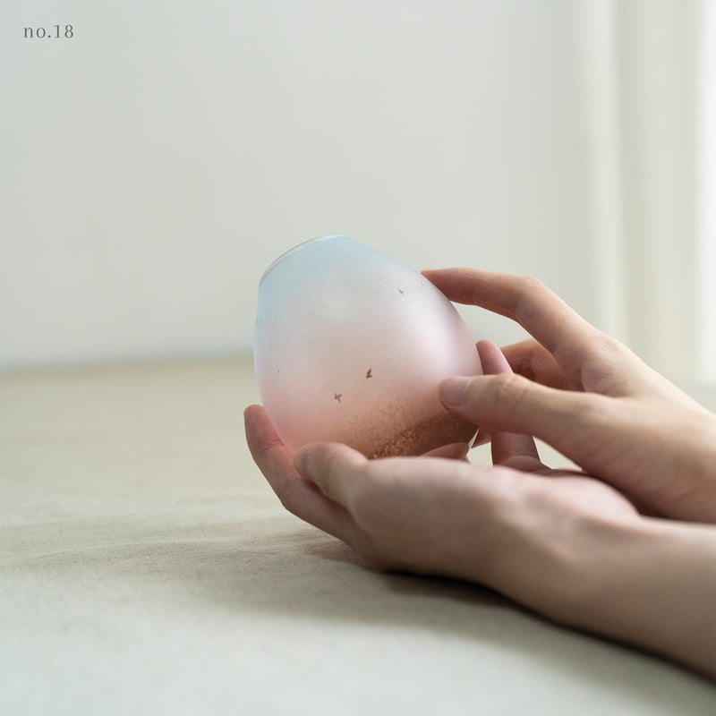 【NEW】Twilight - 手工吹製玻璃花器 | Handblown Glass Vase no.18,20